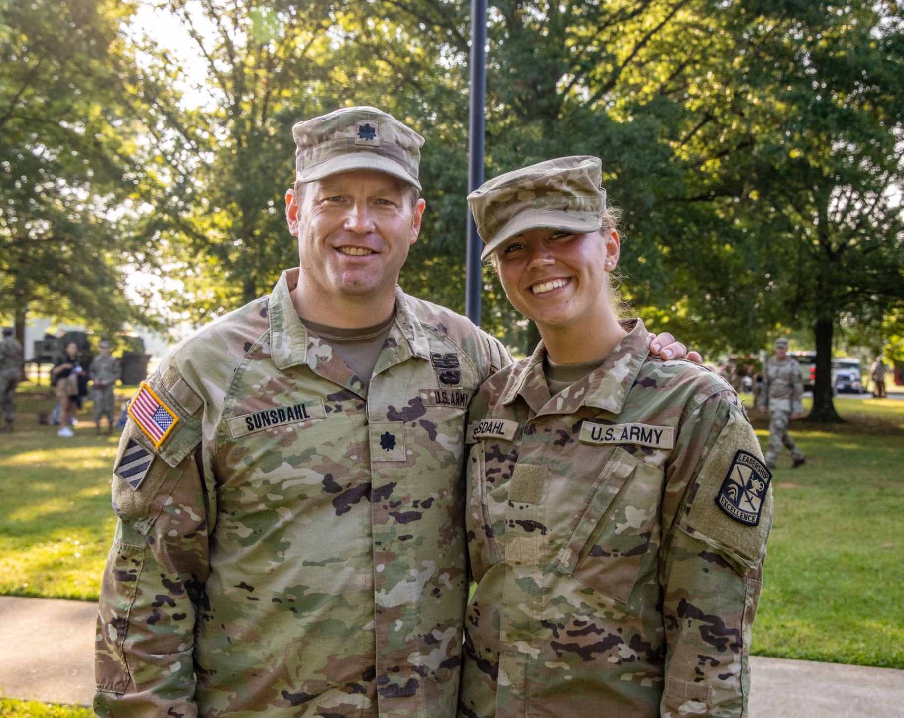 Jared Sunsdahl mentoring an ROTC cadet